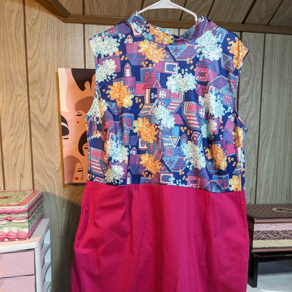 Adorable Smak Parlour Mod Psychedelic Mini--Plus Sized